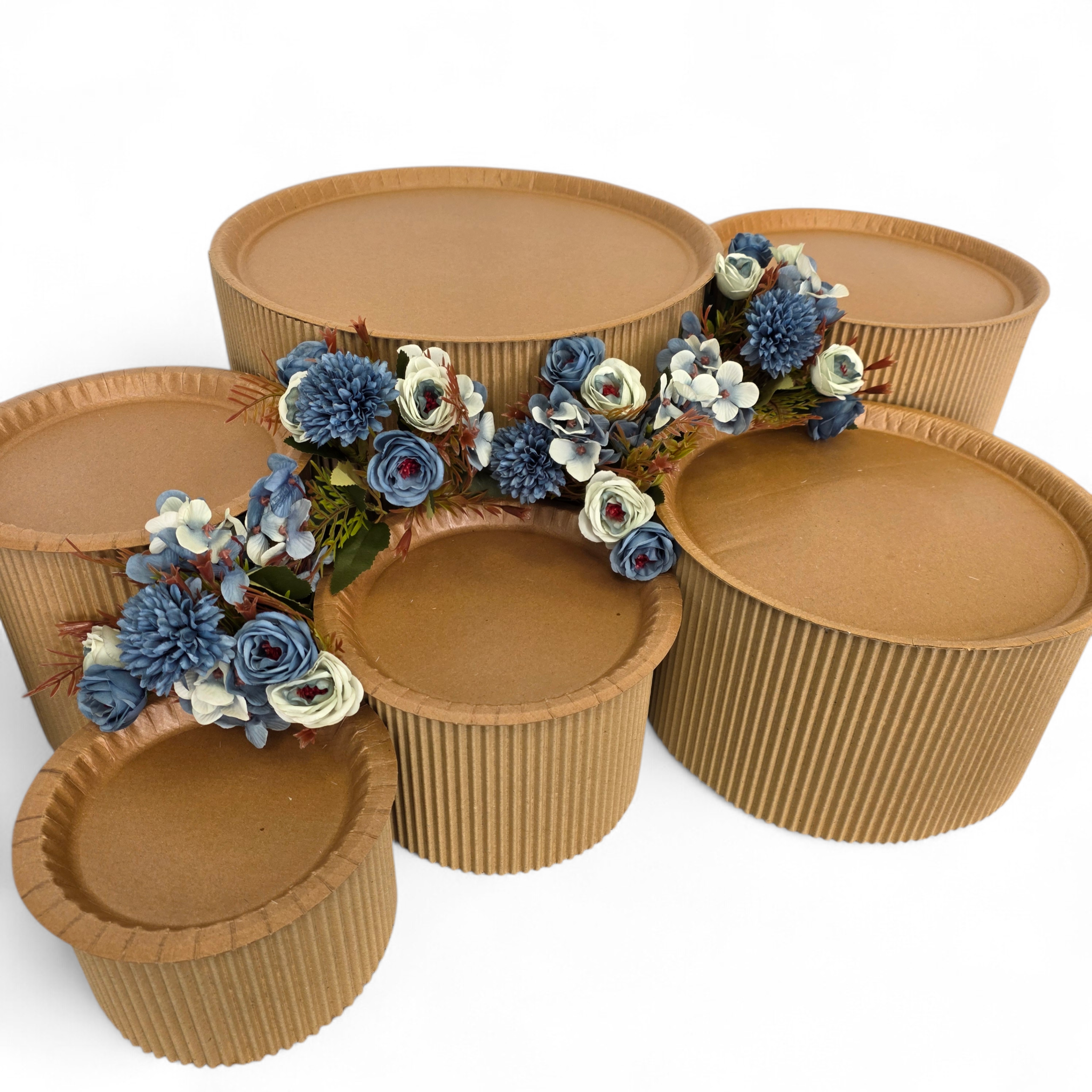 Disposable grazing table kit with artificial blue flowers